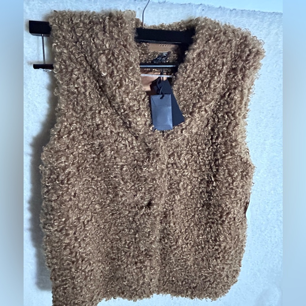 BLANK NYC| Toffee| Faux fur Vest| Size XS